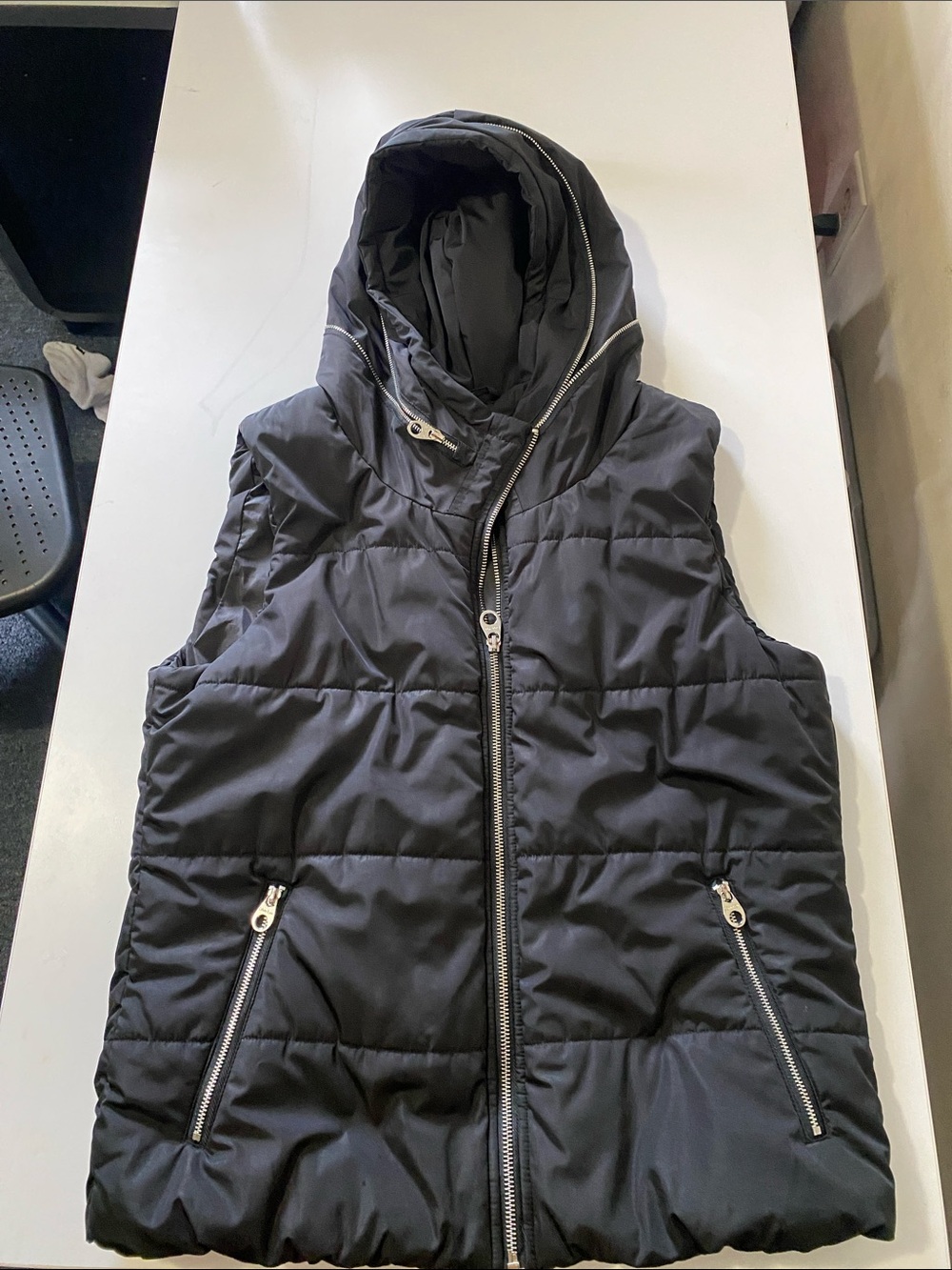Calvin Klein Black Hooded Puffer Vest M